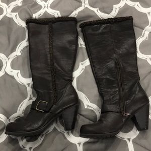 Brown boots